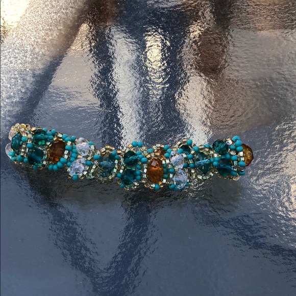 Small teal jeweled bracelet - Picture 1 of 2